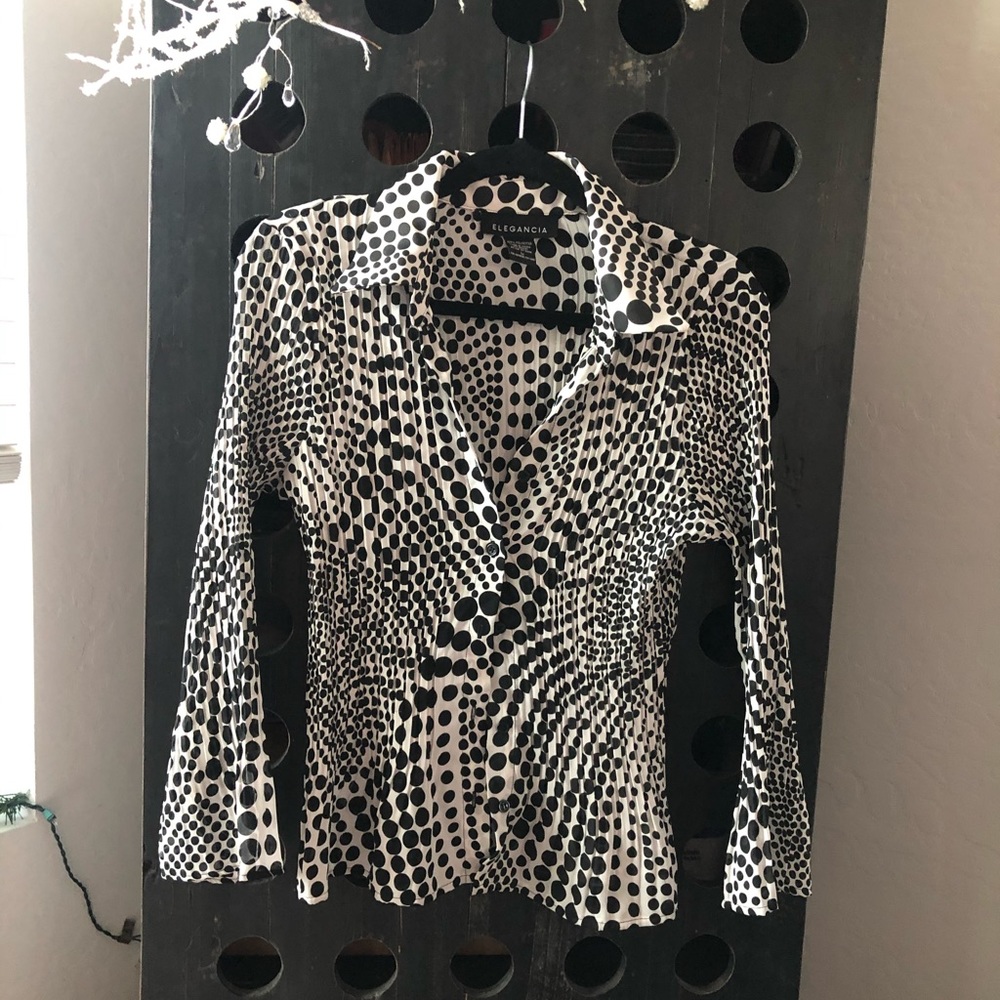 Polka dot blouse black and white